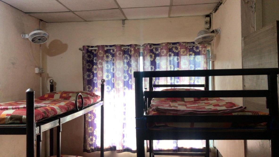 Care Dormitory Mumbai Kültér fotó