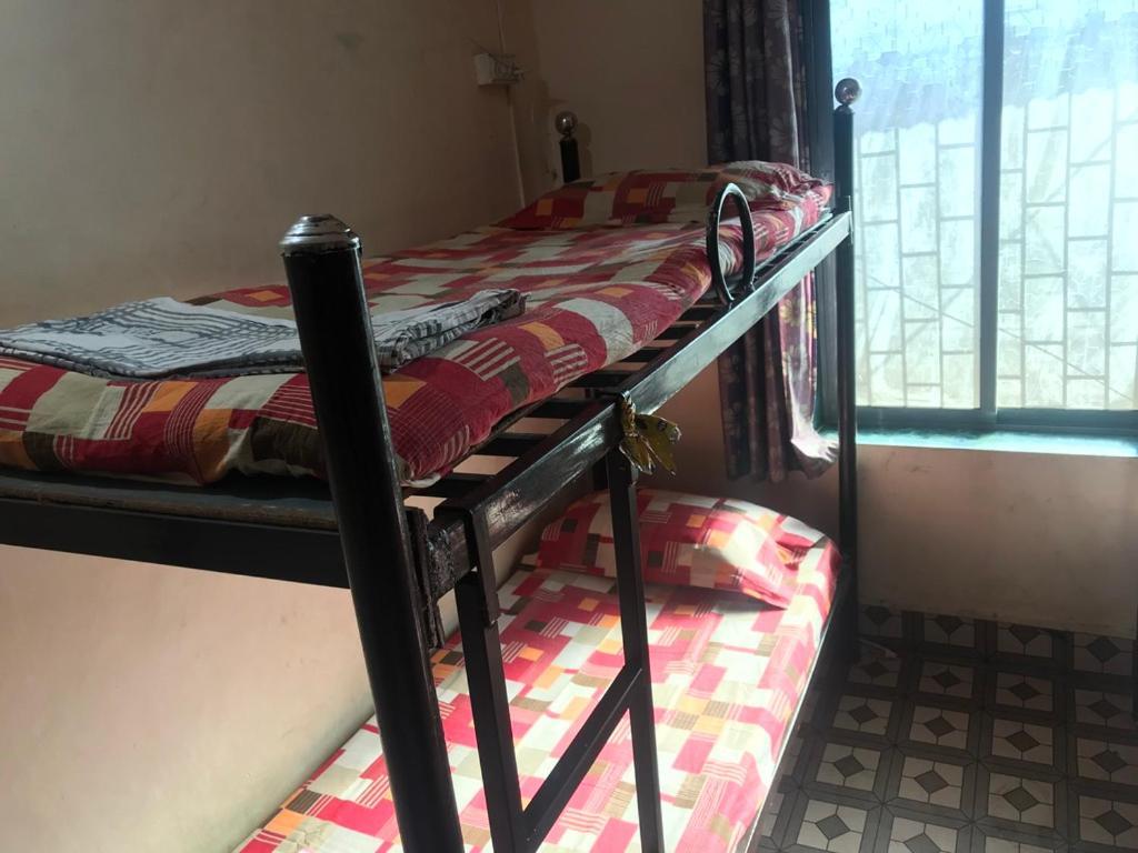 Care Dormitory Mumbai Kültér fotó