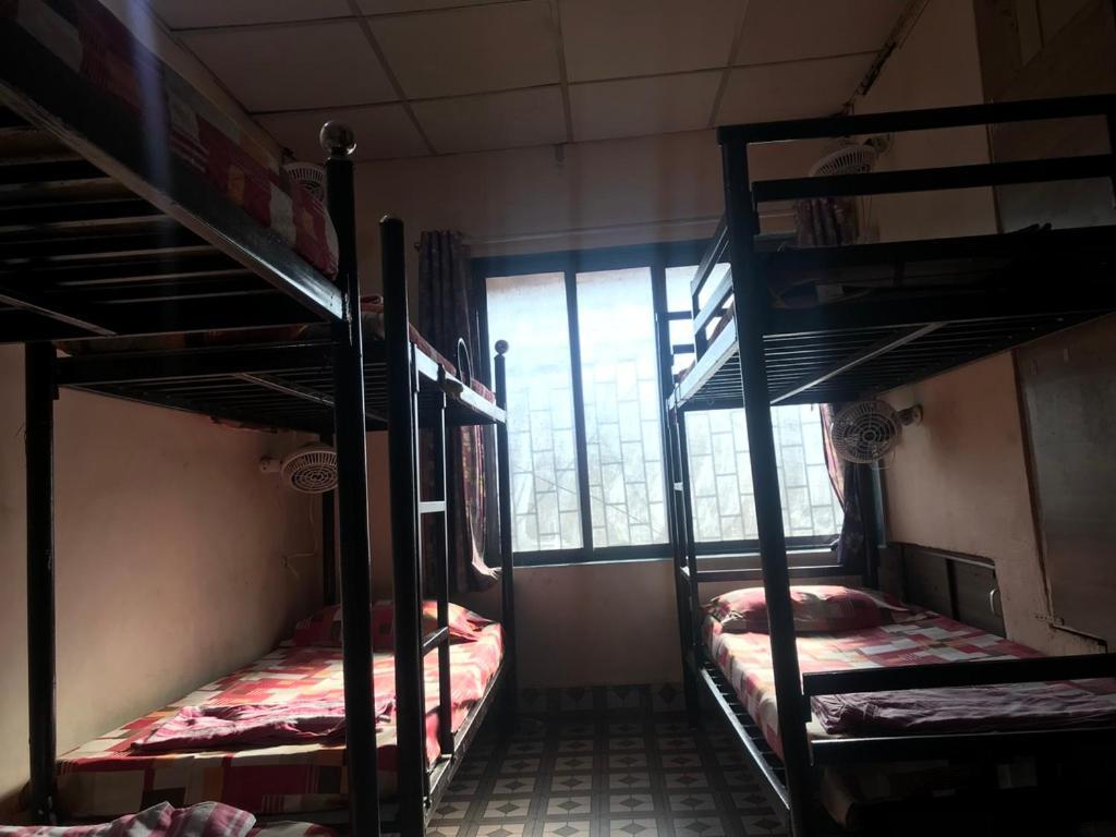 Care Dormitory Mumbai Kültér fotó